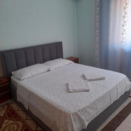 Hotel Luli City Center Дуррес Екстер'єр фото