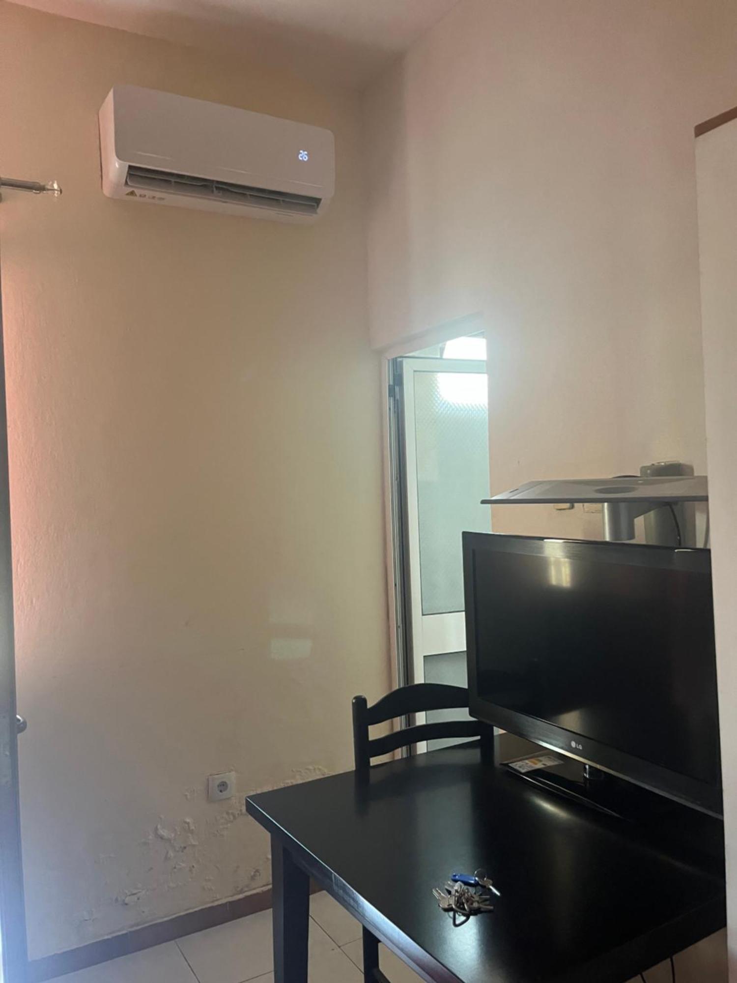 Hotel Luli City Center Дуррес Екстер'єр фото